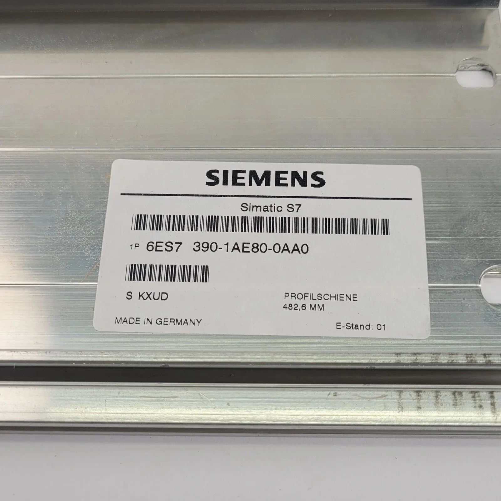 Siemens 6ES7390-1AE80-0AA0 Модуль ET-200 3