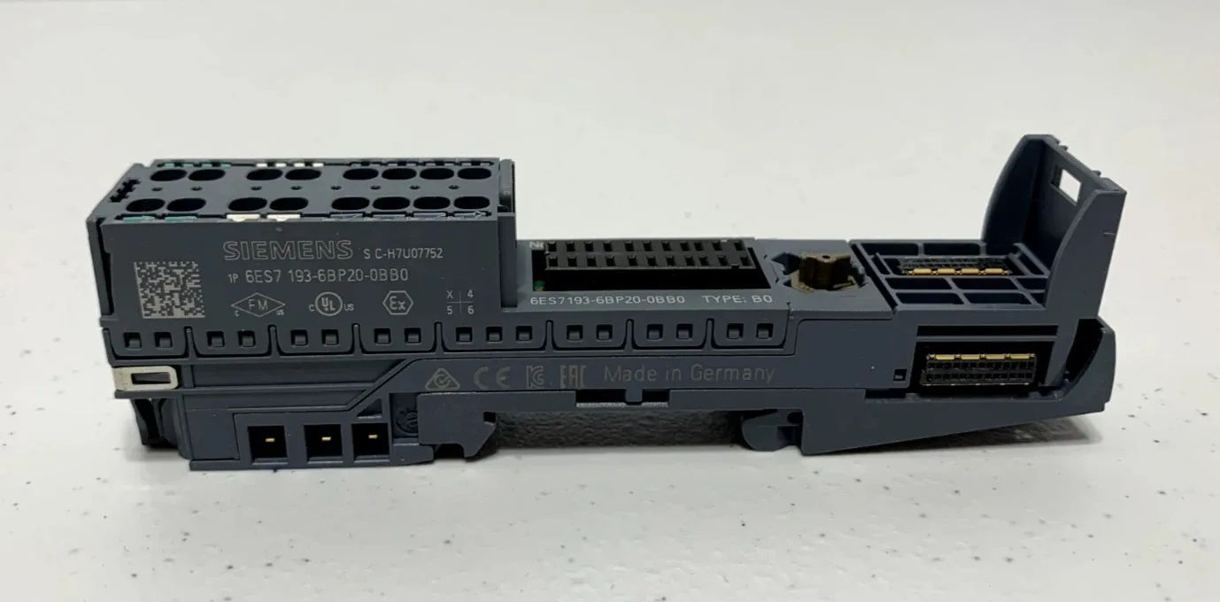 Siemens 6ES7193-6BP20-0BB0 Модуль ET-200