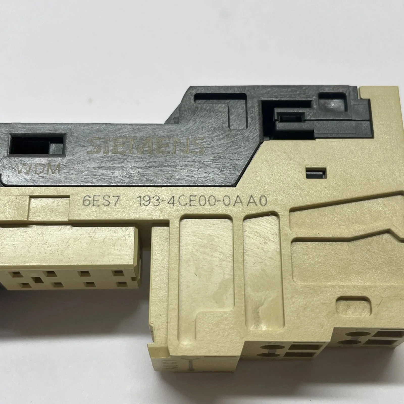 Siemens 6ES7193-4CE00-0AA0 Модуль ET-200 2