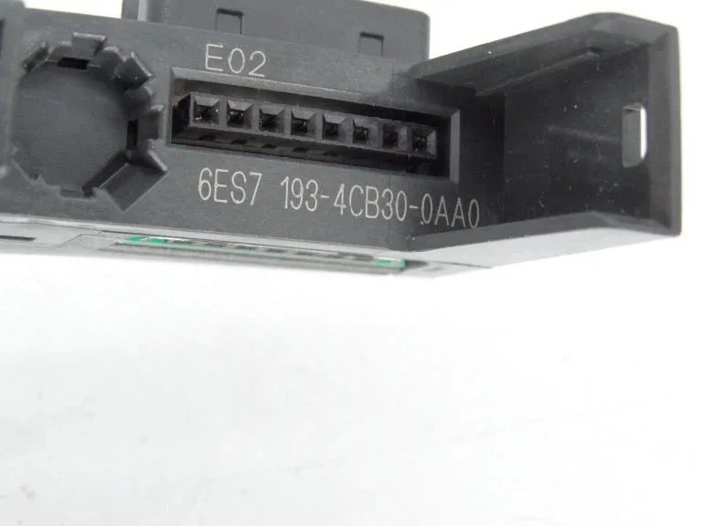 Siemens 6ES7193-4CB30-0AA0 Модуль ET-200 3