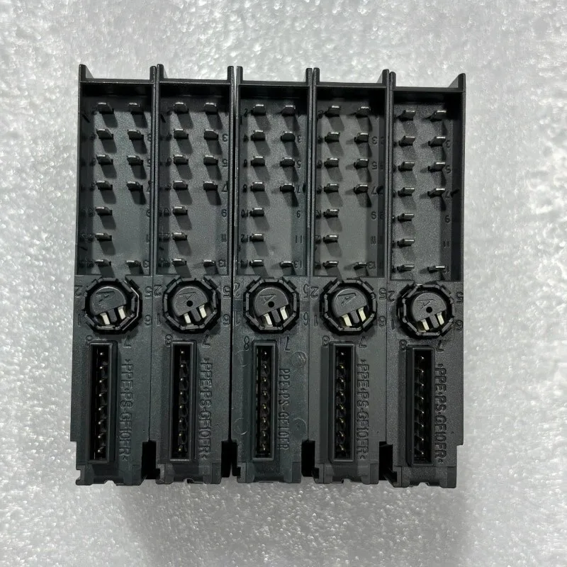 Siemens 6ES7135-4GB01-0AB0 Модуль ET-200 5