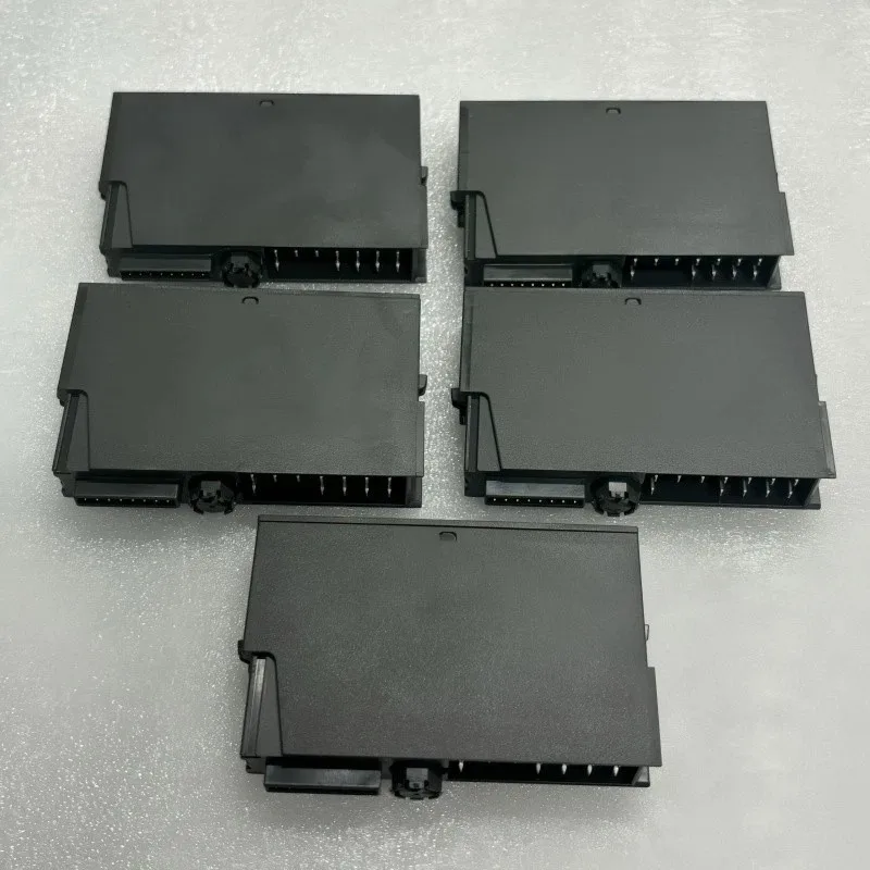 Siemens 6ES7135-4GB01-0AB0 Модуль ET-200 6