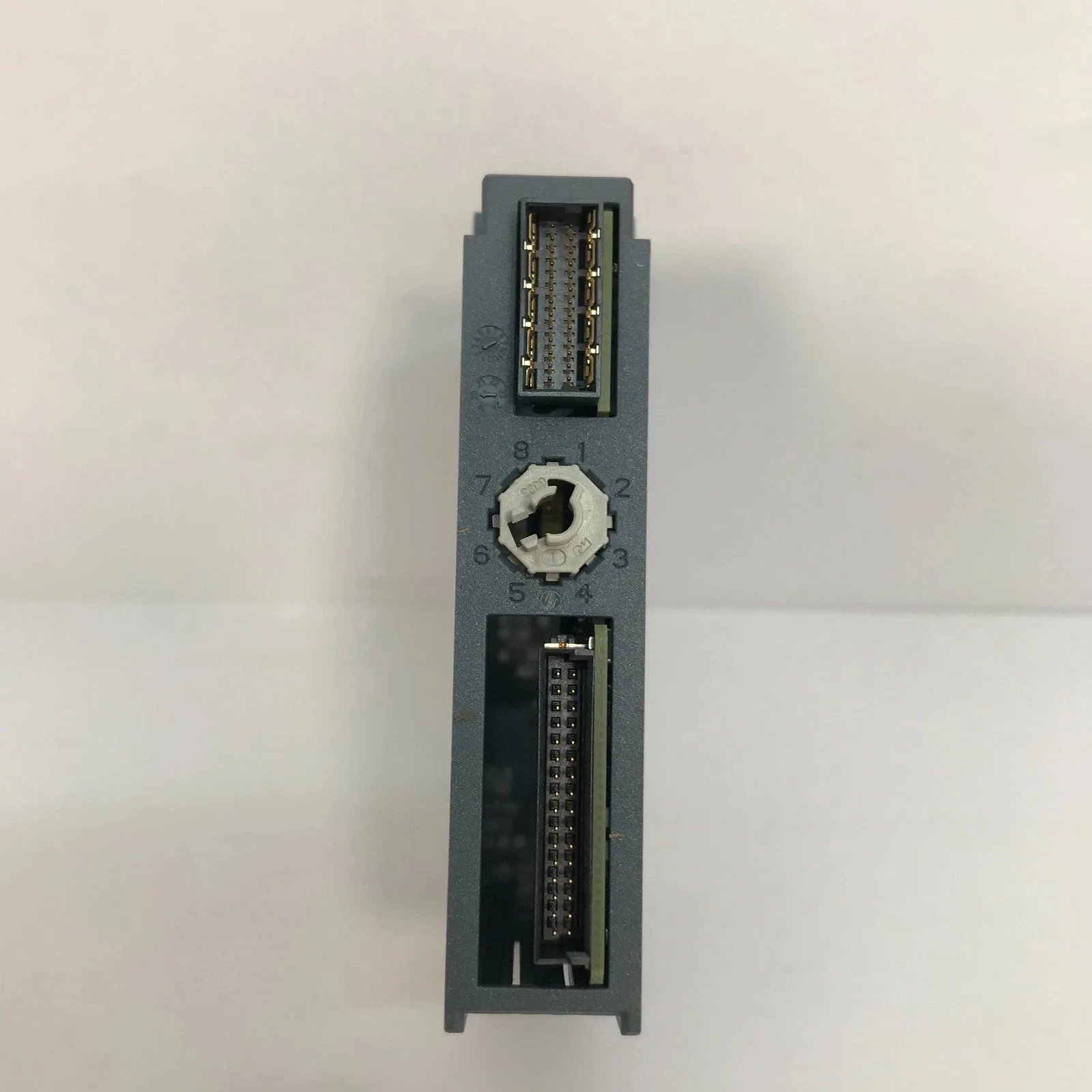 Siemens 6ES7135-6HD00-0BA1 Модуль ET-200 5