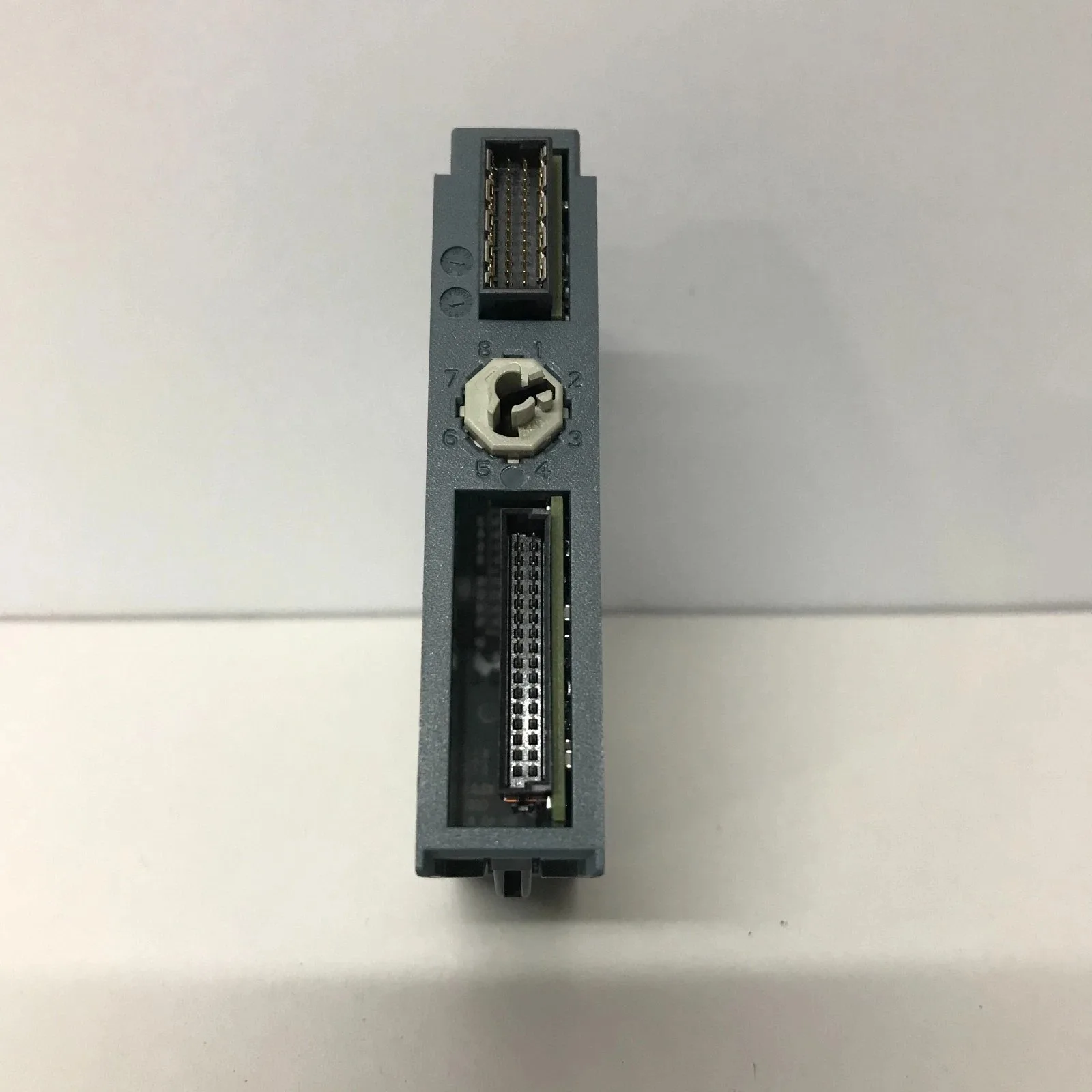 Siemens 6ES7134-6GD01-0BA1 Модуль ET-200 3