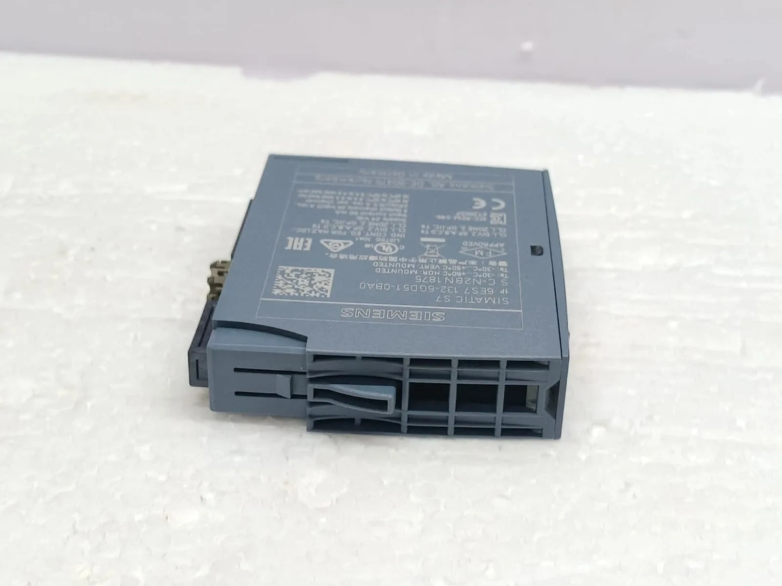 Siemens 6ES7132-6GD51-0BA0 Модуль ET-200 4