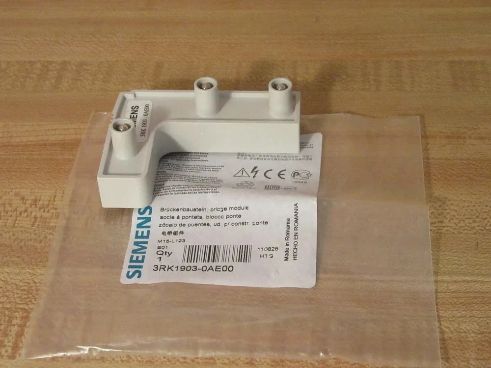 Siemens 3RK1903-0AE00 Модуль ET-200