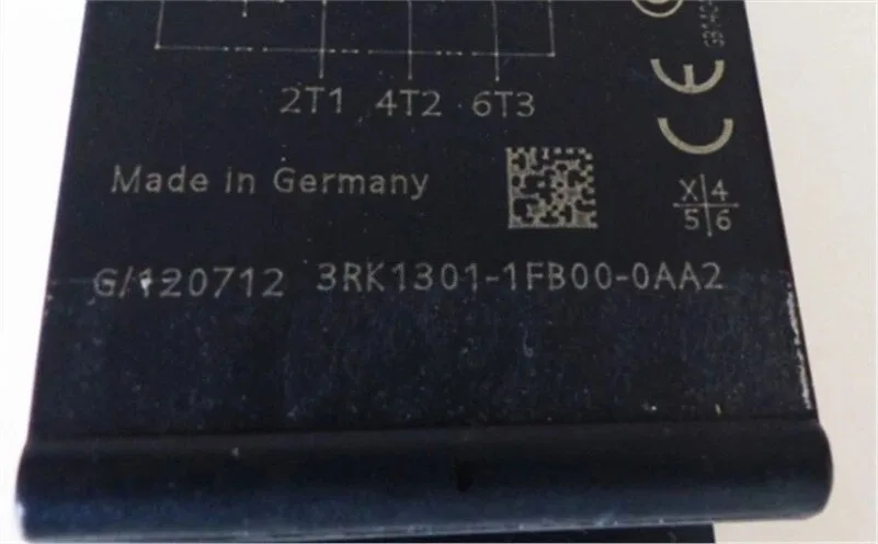Siemens 3RK1301-1FB00-0AA2 Модуль ET-200 3