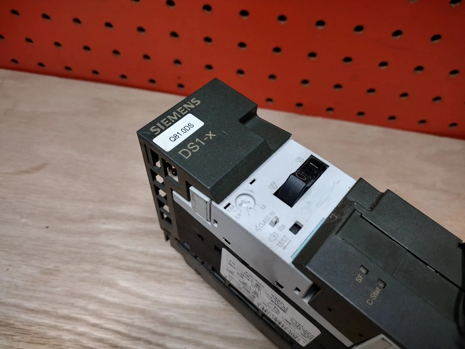 Siemens 3RK1301-1CB00-0AA2 Модуль ET-200 4