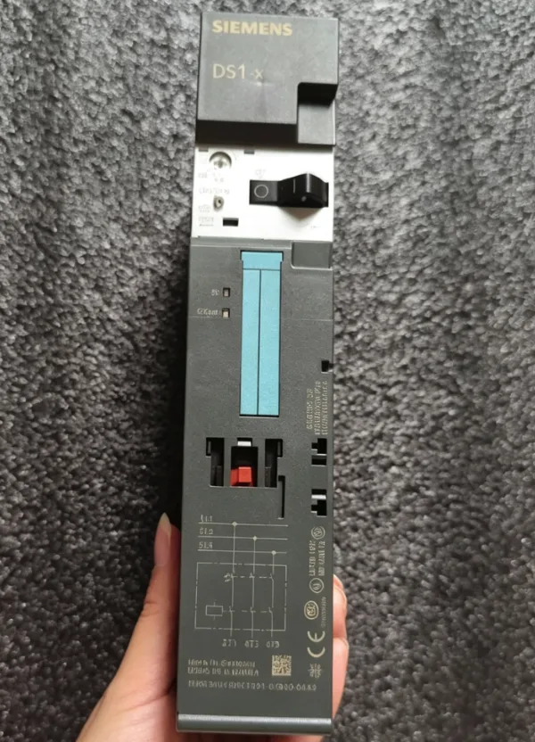Siemens 3RK1301-0CB00-0AA2 Модуль ET-200 3