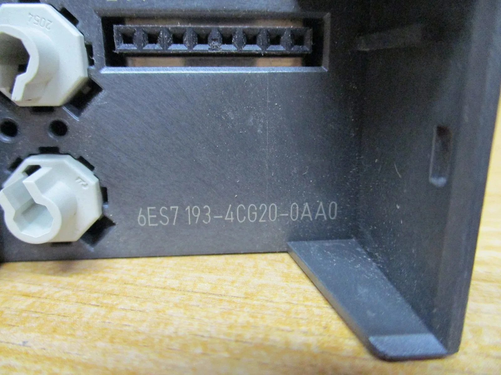 Siemens 6ES7193-4CG20-0AA0 Модуль ET-200 3