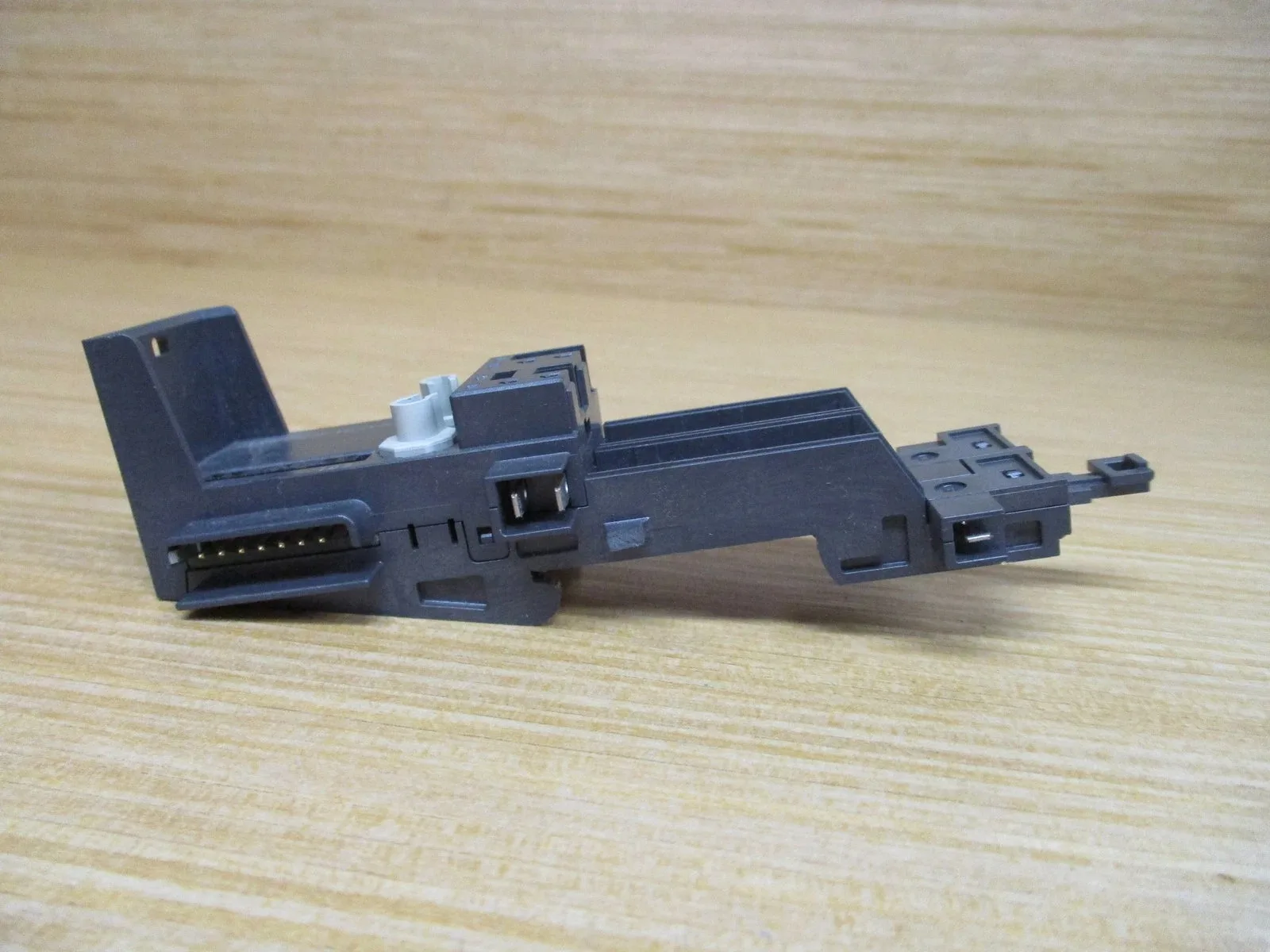 Siemens 6ES7193-4CG20-0AA0 Модуль ET-200 5