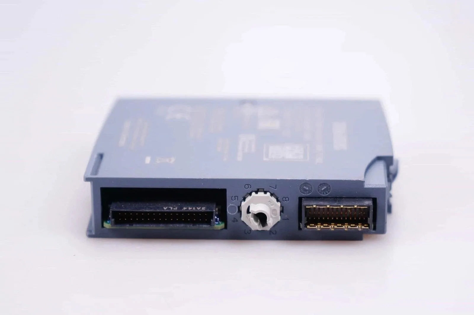 Siemens 6AG2134-6HD01-4BA1 Модуль ET-200 3