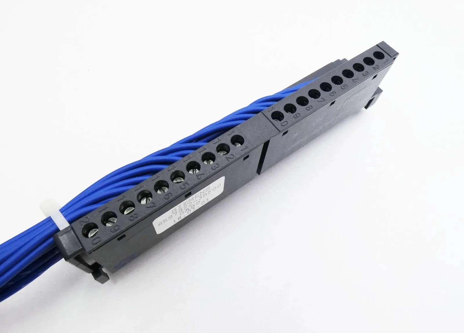 Siemens 6ES7922-3BF00-0AB0 Модуль S7-300 5