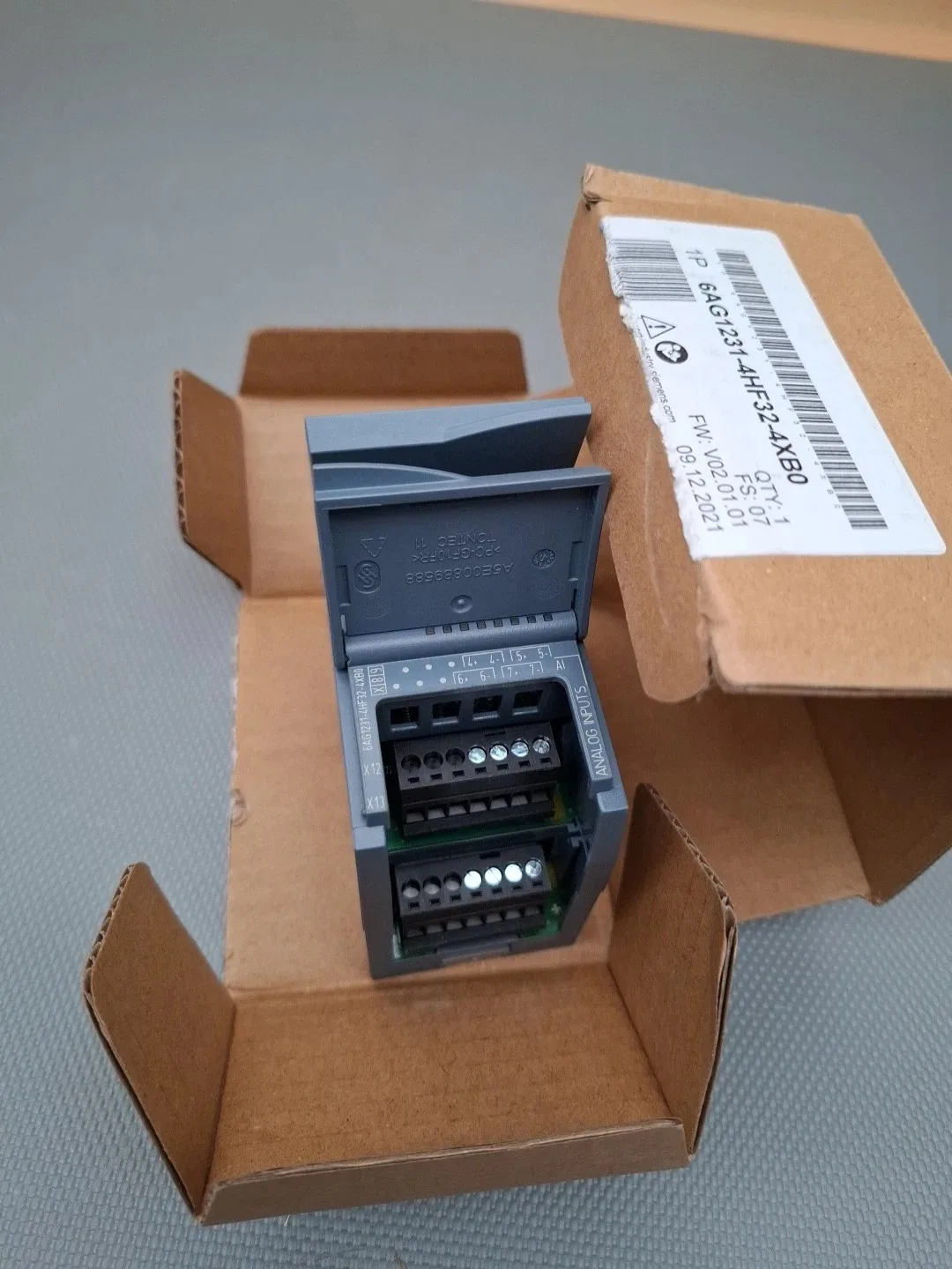 Siemens 6AG1231-4HF32-4XB0 Модуль S7-1200 5
