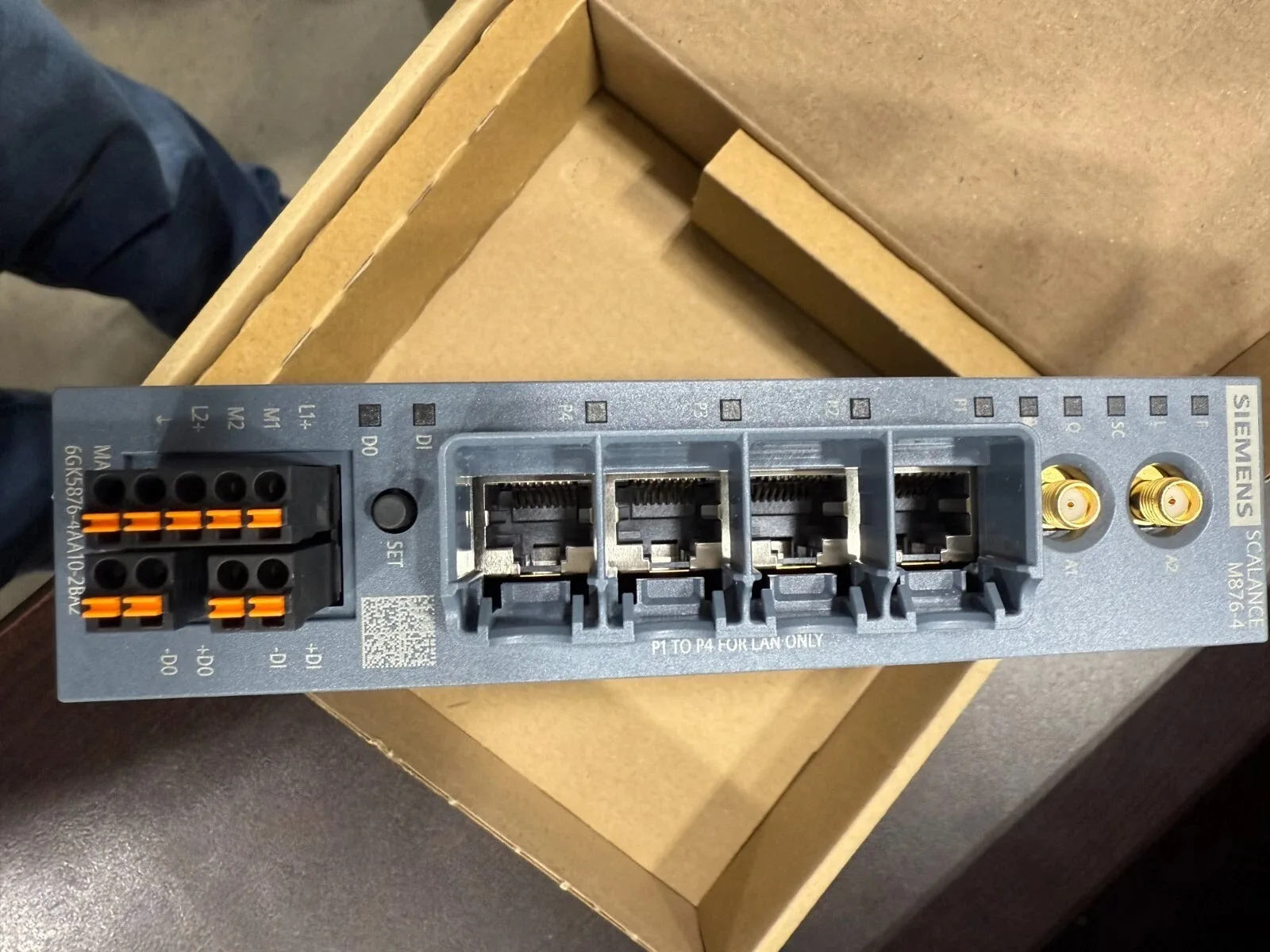 Siemens 6GK5876-4AA10-2BA2 ПЛК / Контроллеры 5