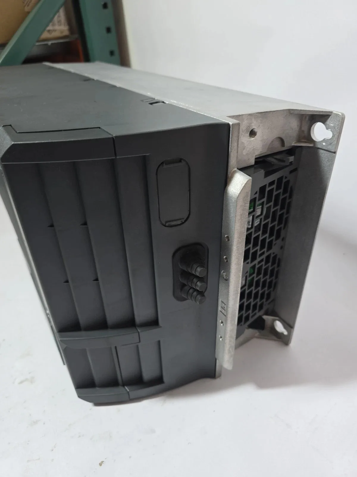 Siemens 6SL3210-1KE31-1UF1 Преобразователь частоты 7