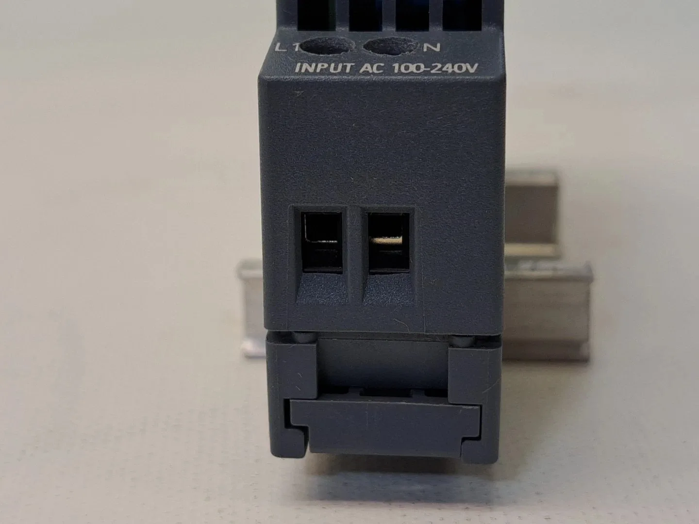 Siemens 6EP3320-6SB00-0AY0 Источник питания переменного тока 7