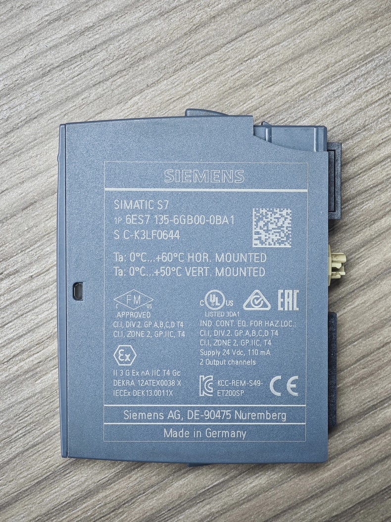 Siemens 6ES7135-6GB00-0BA1 Модуль ET-200 6