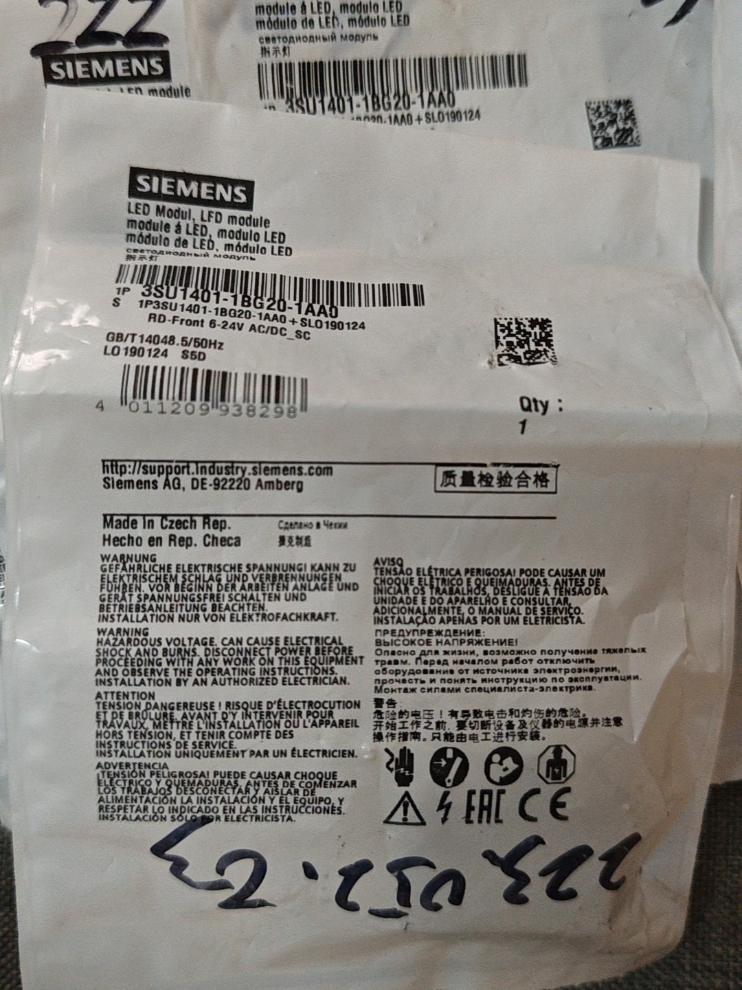 Siemens 3SU1401-1BG20-1AA0 Модуль