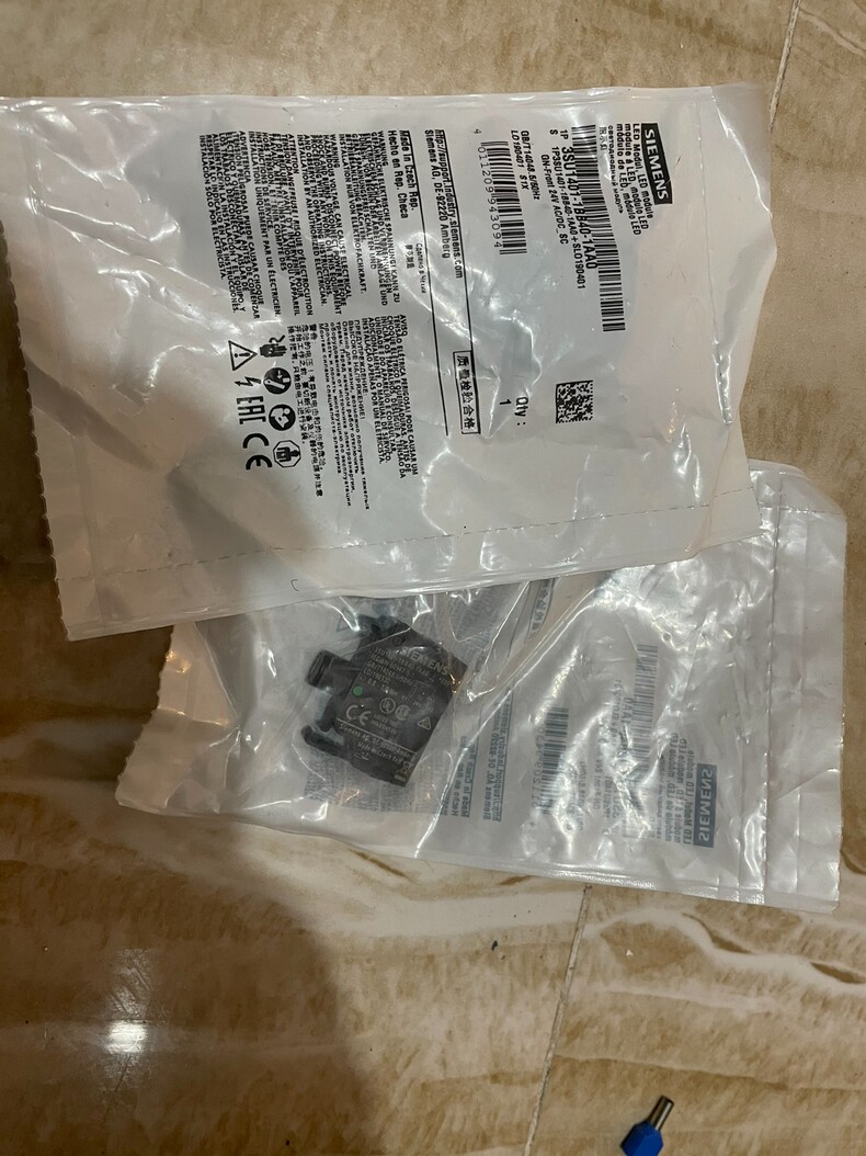Siemens 3SU1401-1BG60-1AA0 Модуль 5