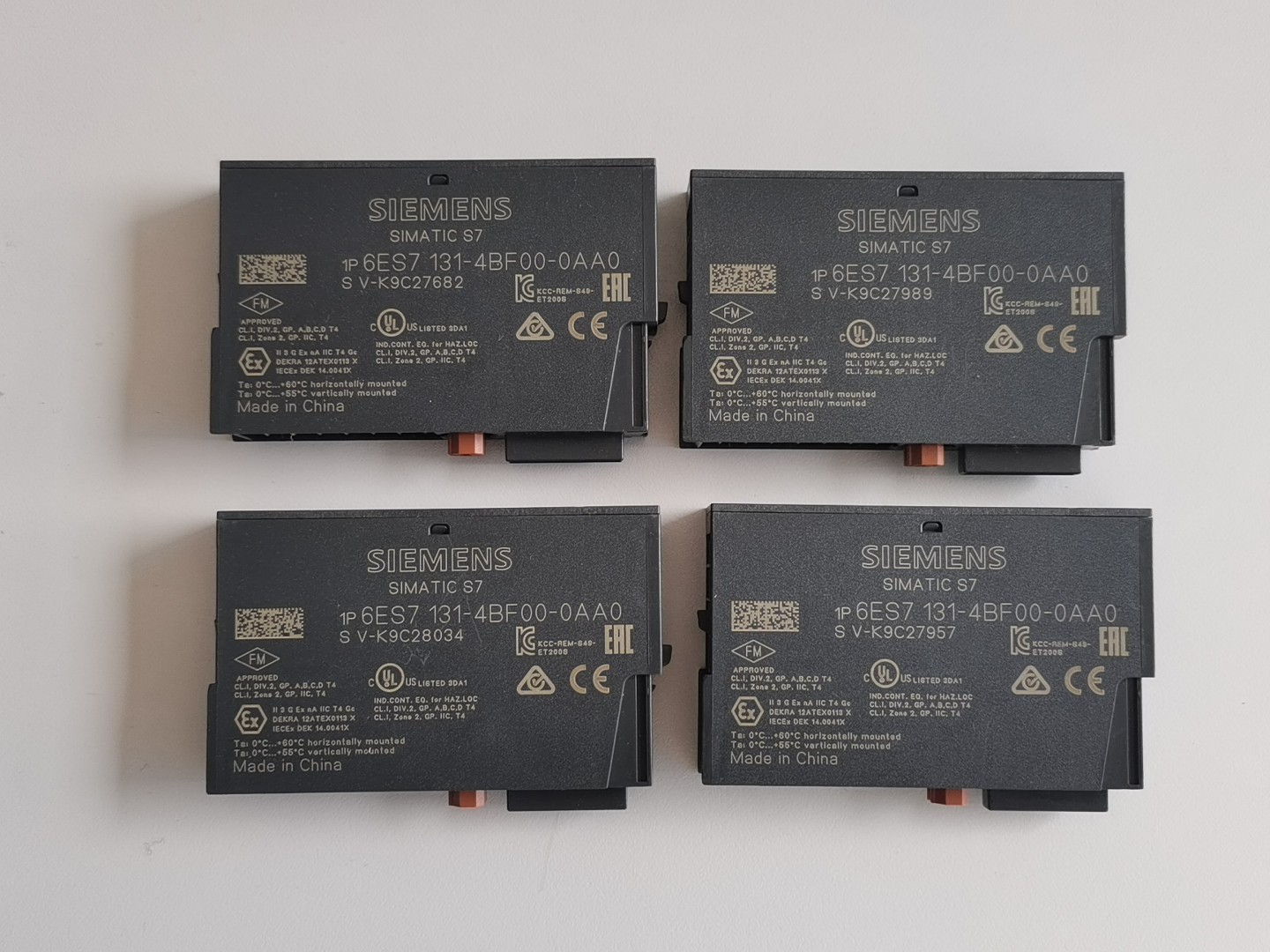 Siemens 6ES7131-4BF00-0AA0 Модуль ET-200