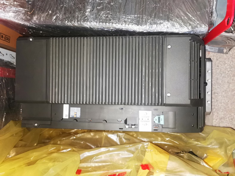 Siemens 6SL3210-1KE32-4UF1 Преобразователь частоты