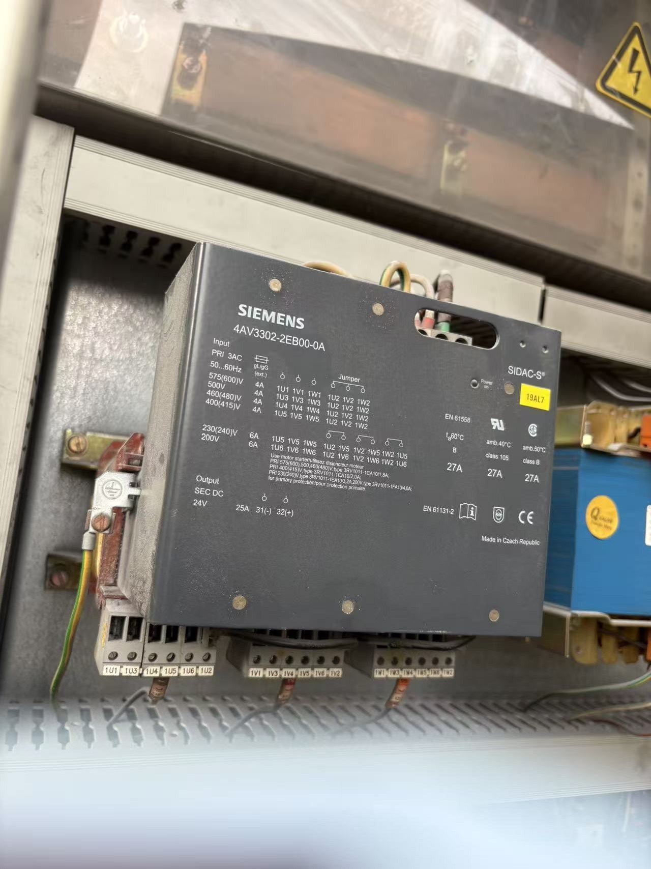 Siemens 4AV3302-2EB00-0A Источник питания 2
