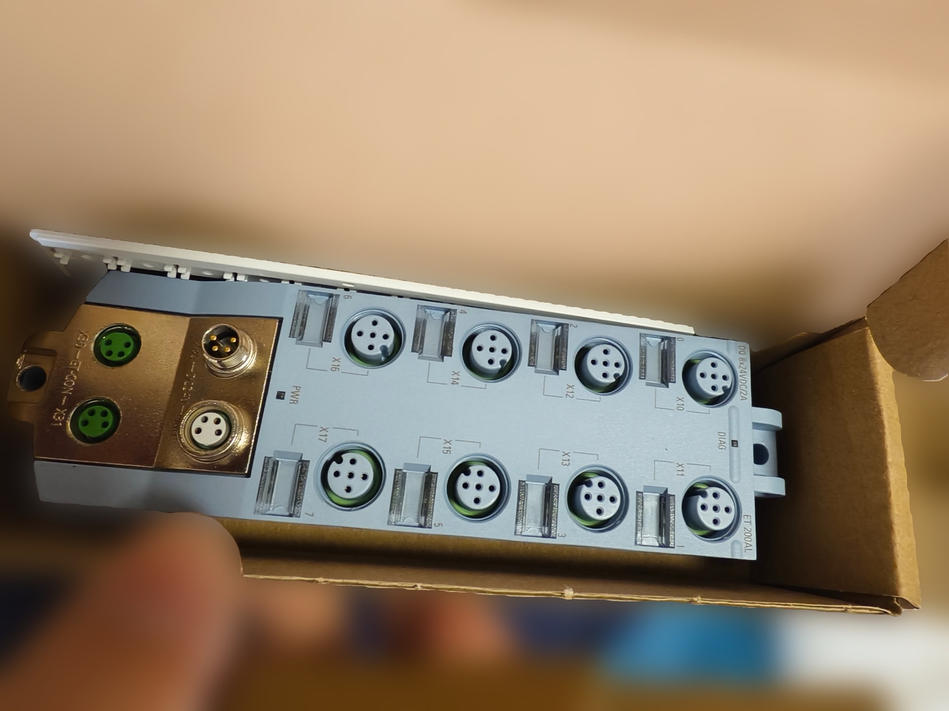 Siemens 6ES7142-5AF00-0BA0 Модуль ET-200