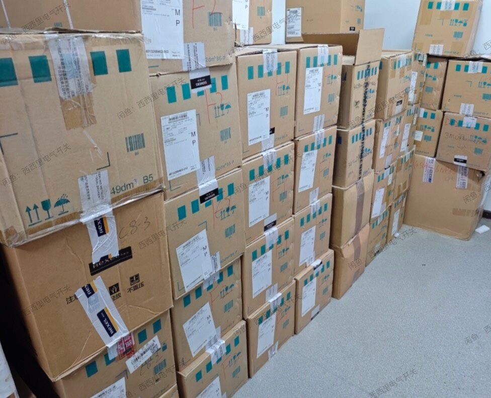 Siemens 3SU1401-1BG50-3AA0 Модуль 2