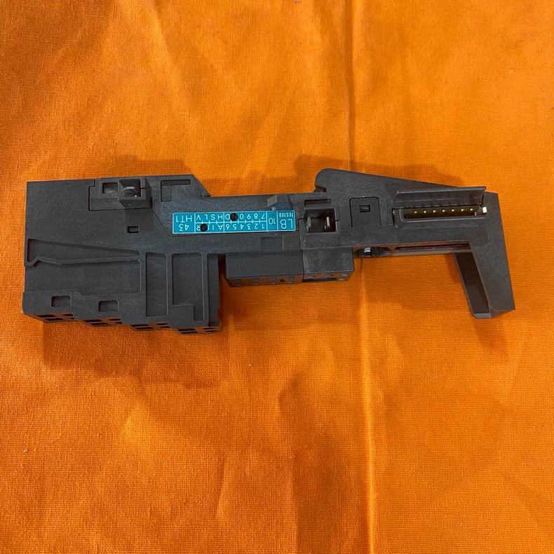 Siemens 6AG1193-4CB30-2AA0 Модуль ET-200 3