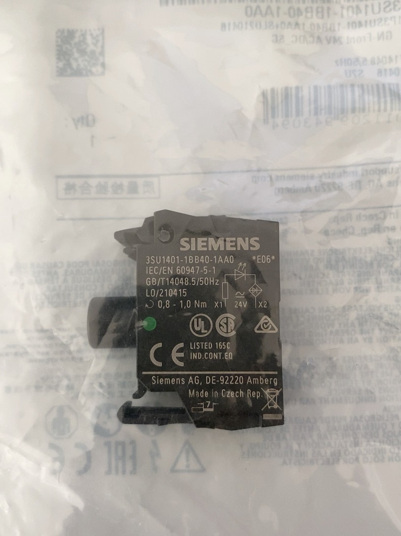 Siemens 3SU1401-1BB40-1AA0 Модуль