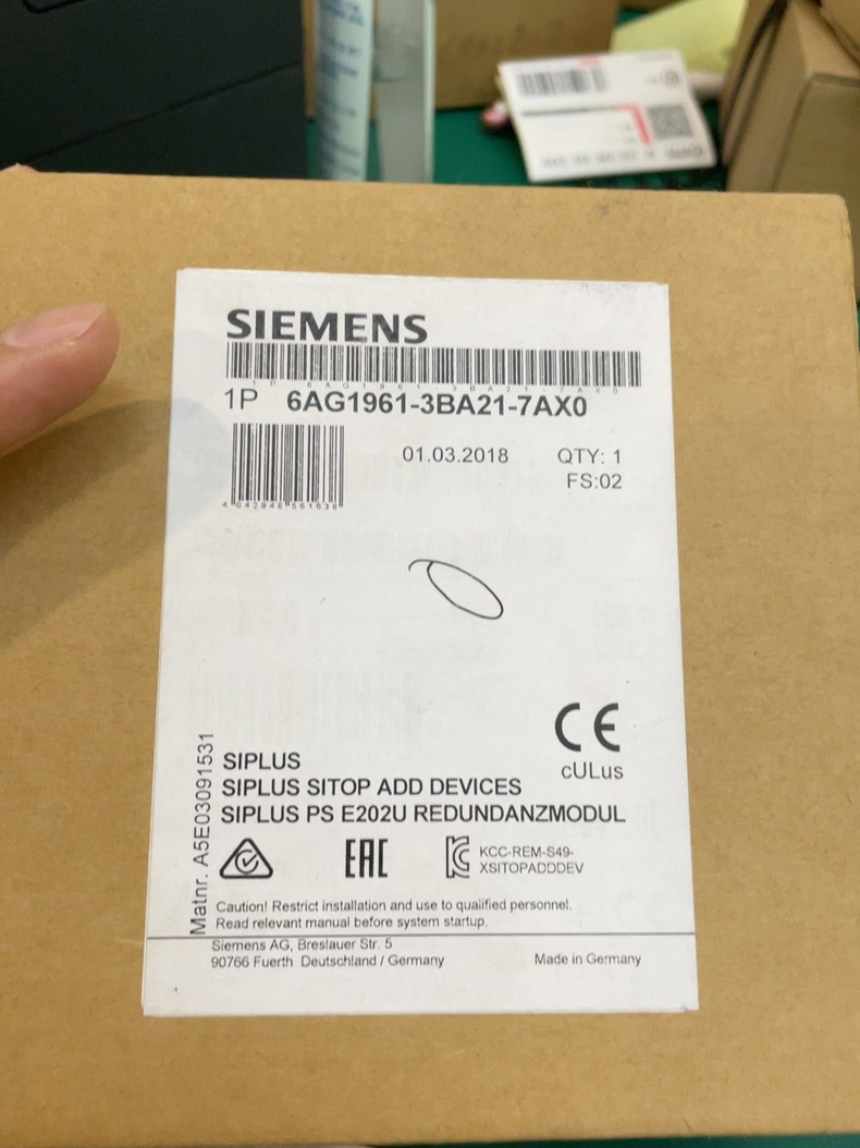 Siemens 6AG1961-3BA21-7AX0 Модуль