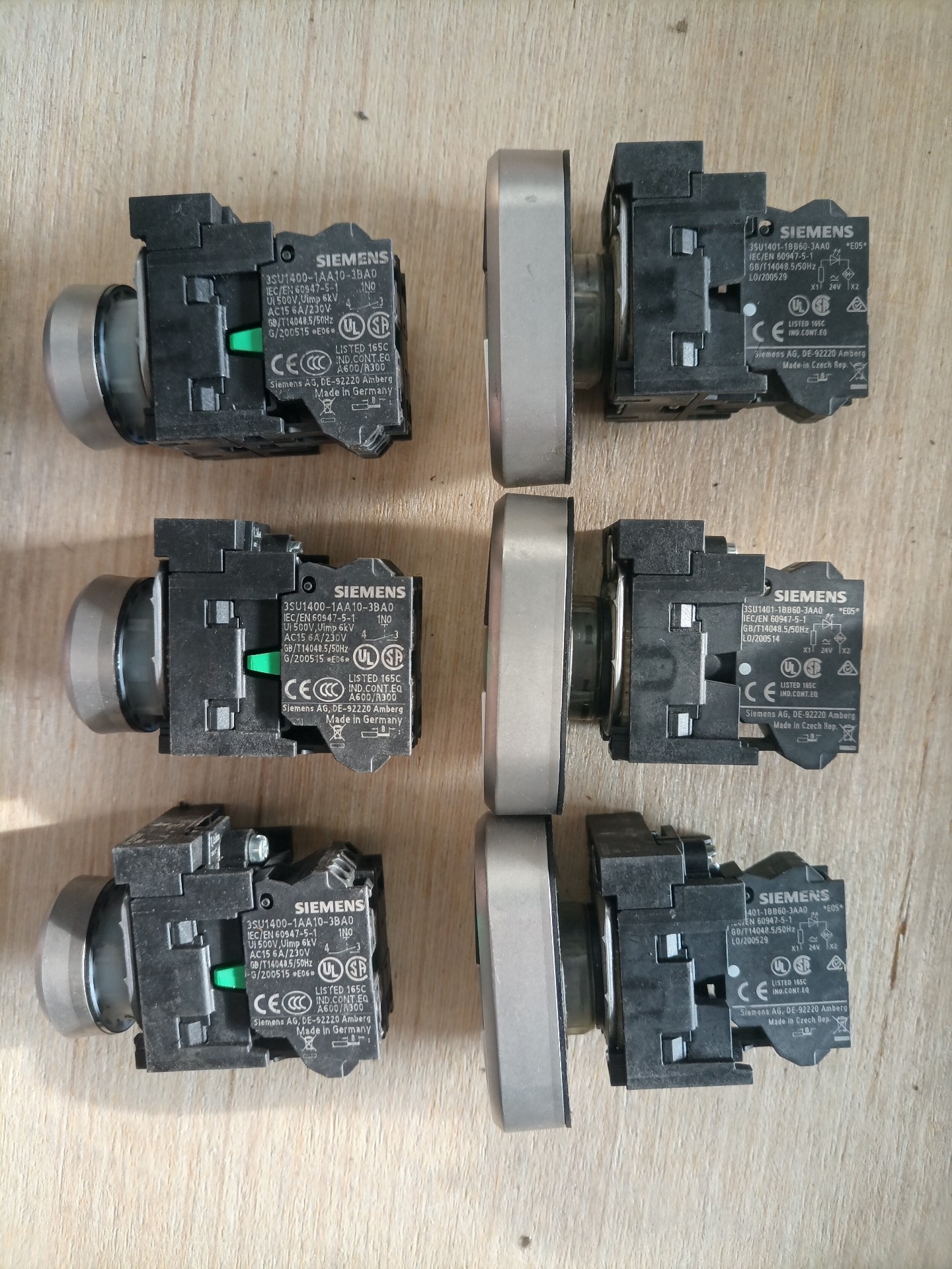Siemens 3SU1401-1BB60-3AA0 Модуль