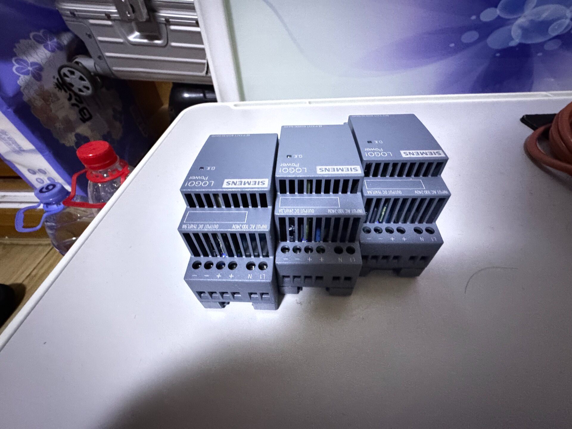 Siemens 6EP3321-6SB10-0AY0 Источник питания 4