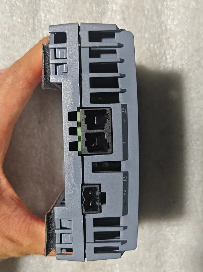 Siemens 6EP4137-0GE00-0AY0 Модуль 4