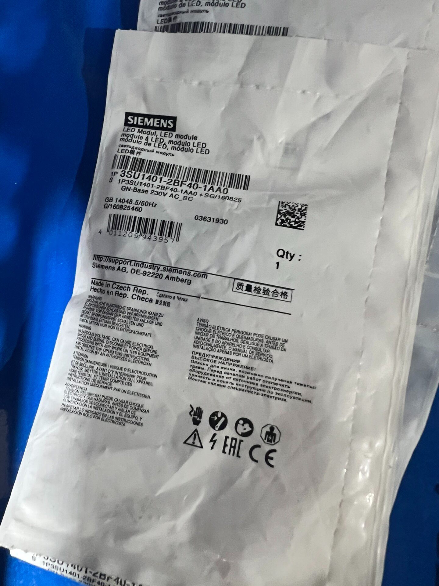 Siemens 3SU1401-2BF40-1AA0 Модуль