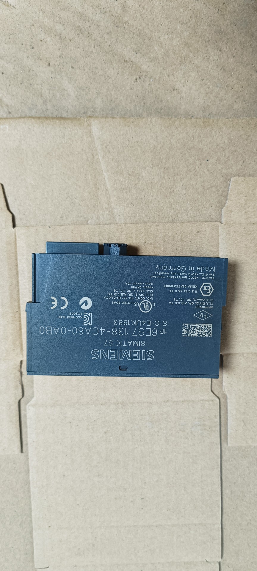 Siemens 6ES7138-4CA60-0AB0 Модуль ET-200