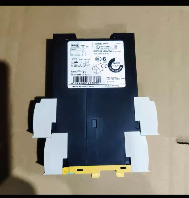 Siemens 3RK3242-2AA10 Модуль 3
