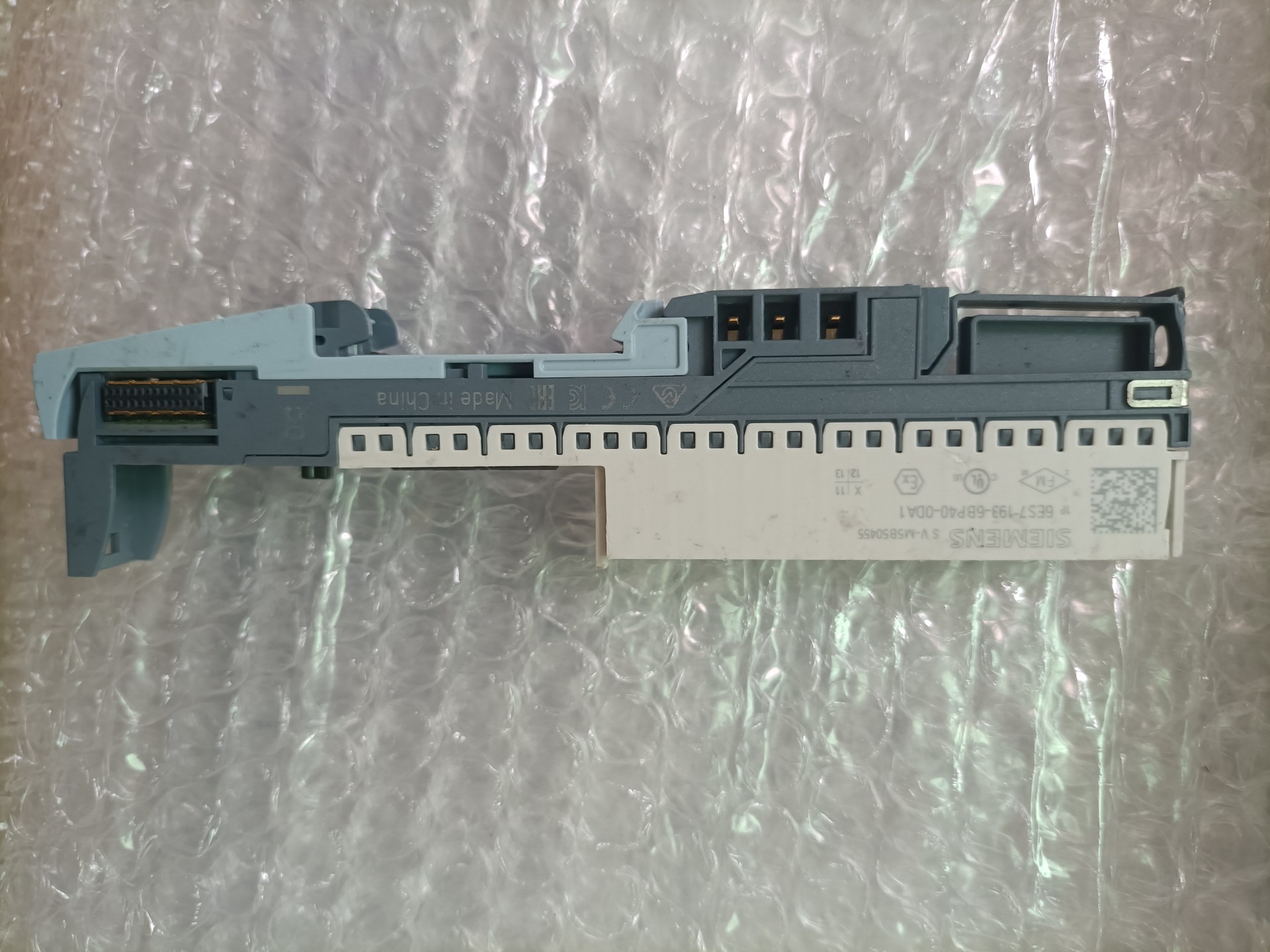 Siemens 6ES7193-6BP40-0DA1 Модуль ET-200
