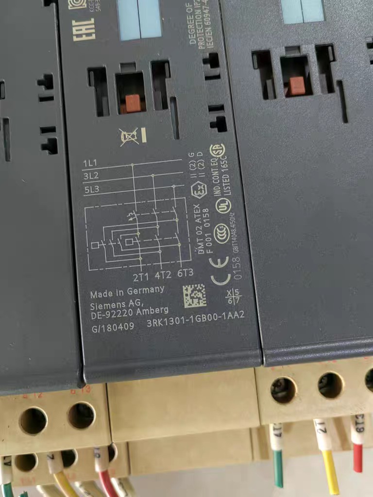 Siemens 3RK1301-1GB00-1AA2 Модуль ET-200 2