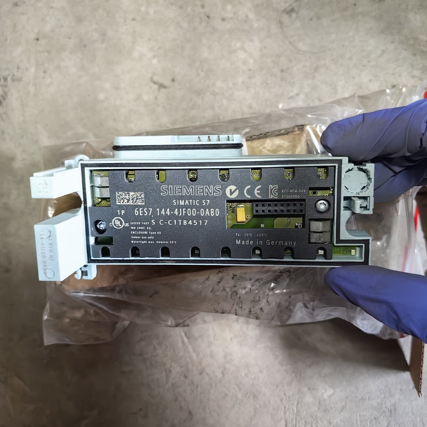 Siemens 6ES7144-4JF00-0AB0 Модуль ET-200