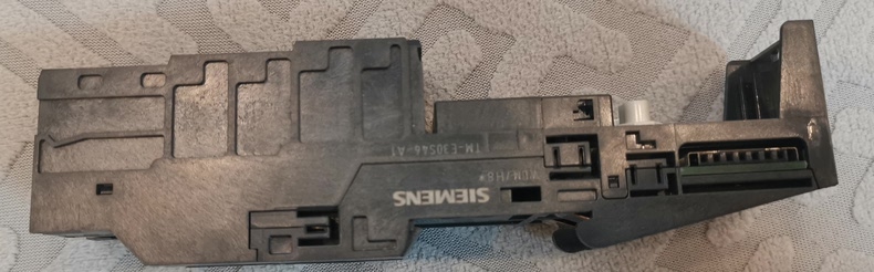 Siemens 6ES7193-4CF40-0AA0 Модуль ET-200 2