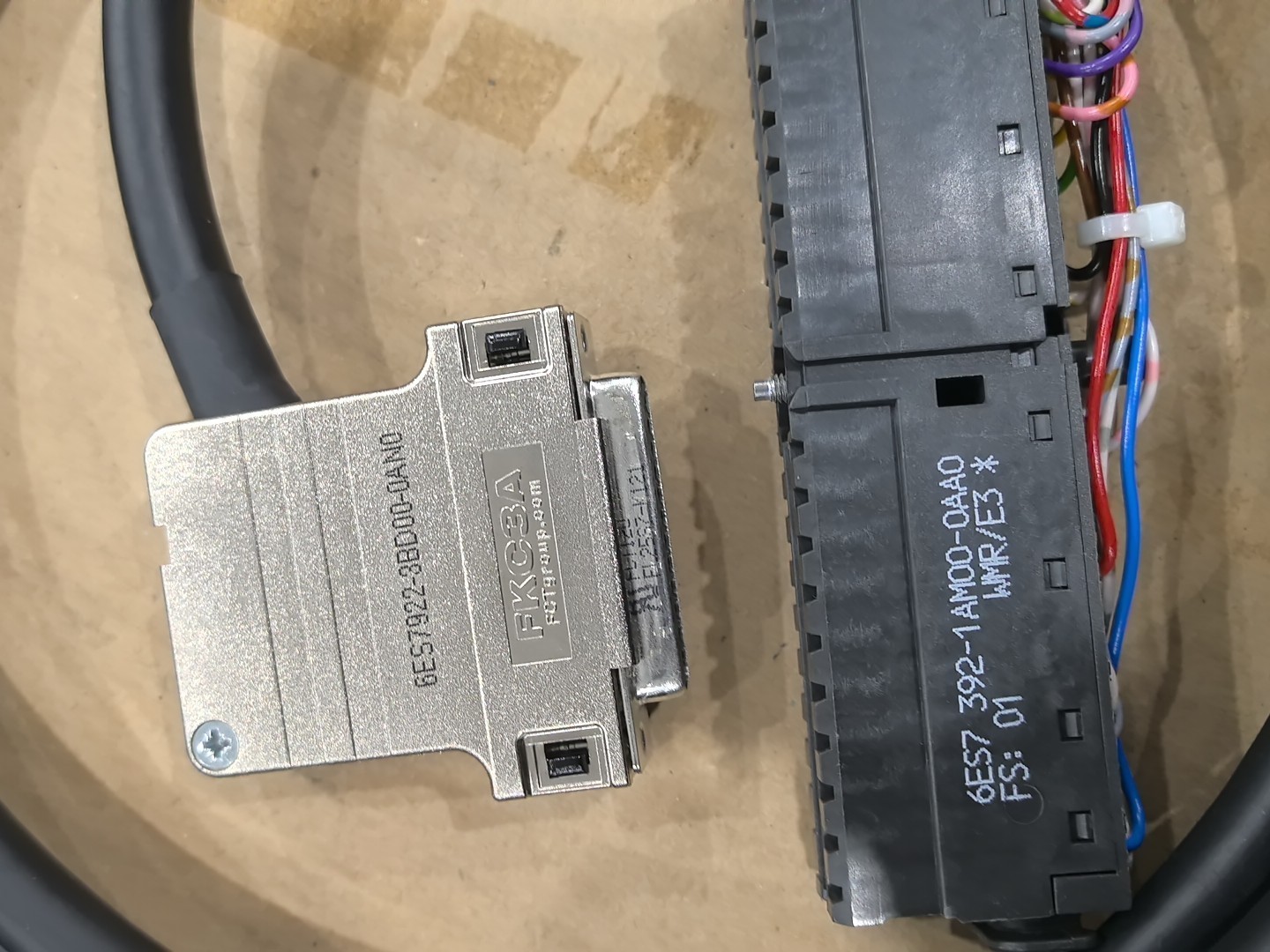 Siemens 6ES7922-3BD00-0AN0 Модуль ET-200