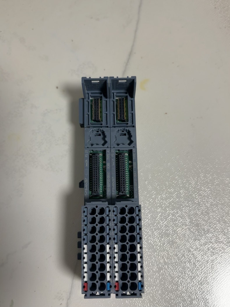 Siemens 6ES7193-6BP00-0BA1 Модуль ET-200