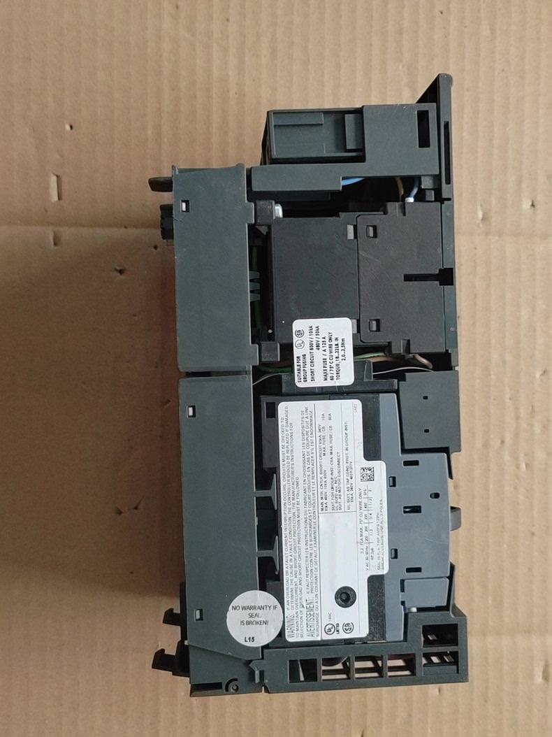 Siemens 3RK1301-1GB00-0AA2 Модуль ET-200 3