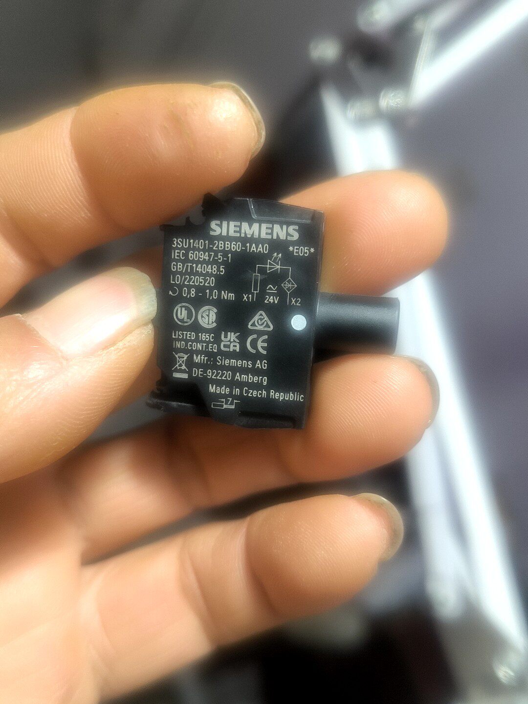 Siemens 3SU1401-2BB60-1AA0 Модуль
