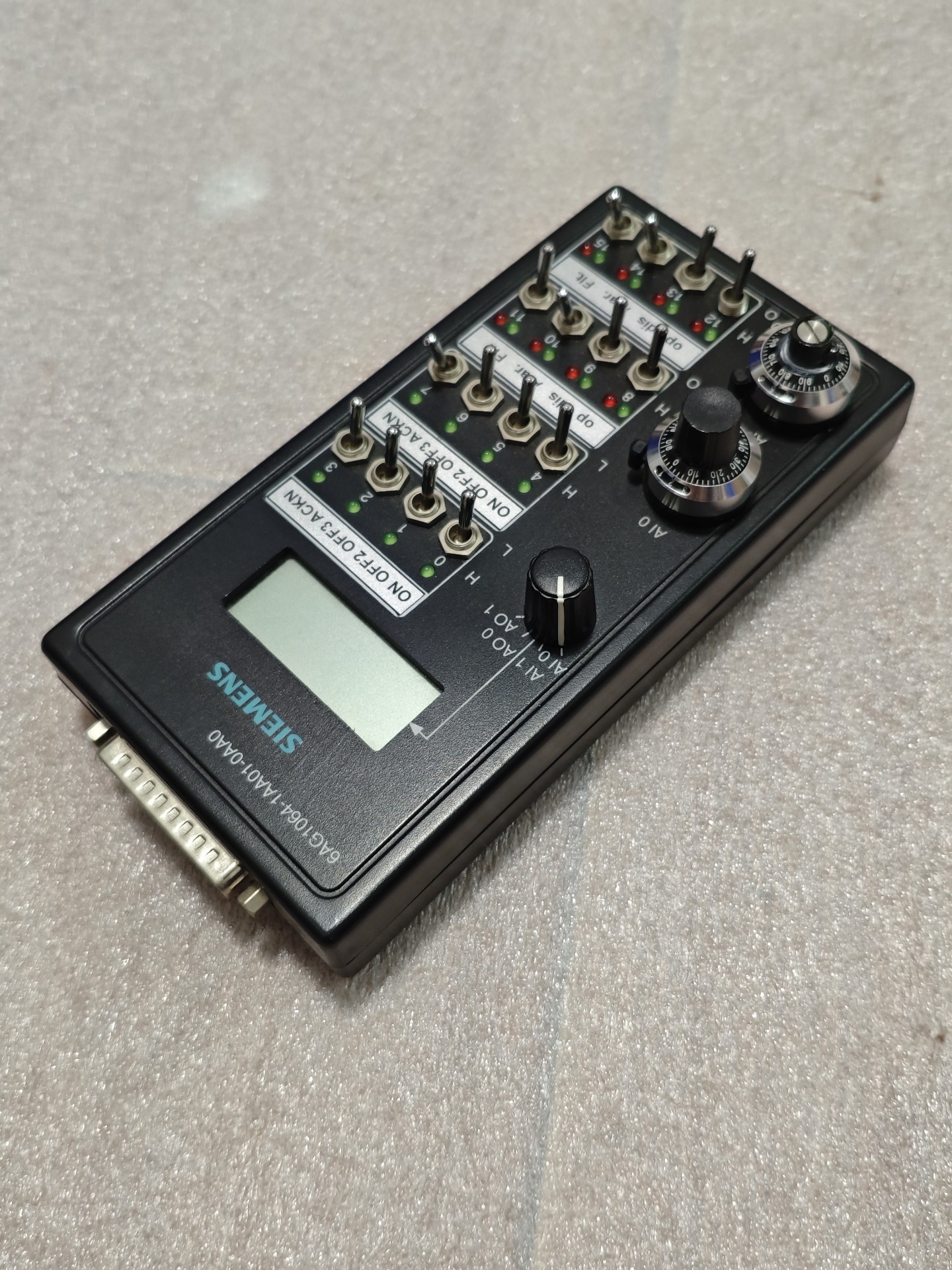 Siemens 6AG1064-1AA01-0AA0 Модуль 4