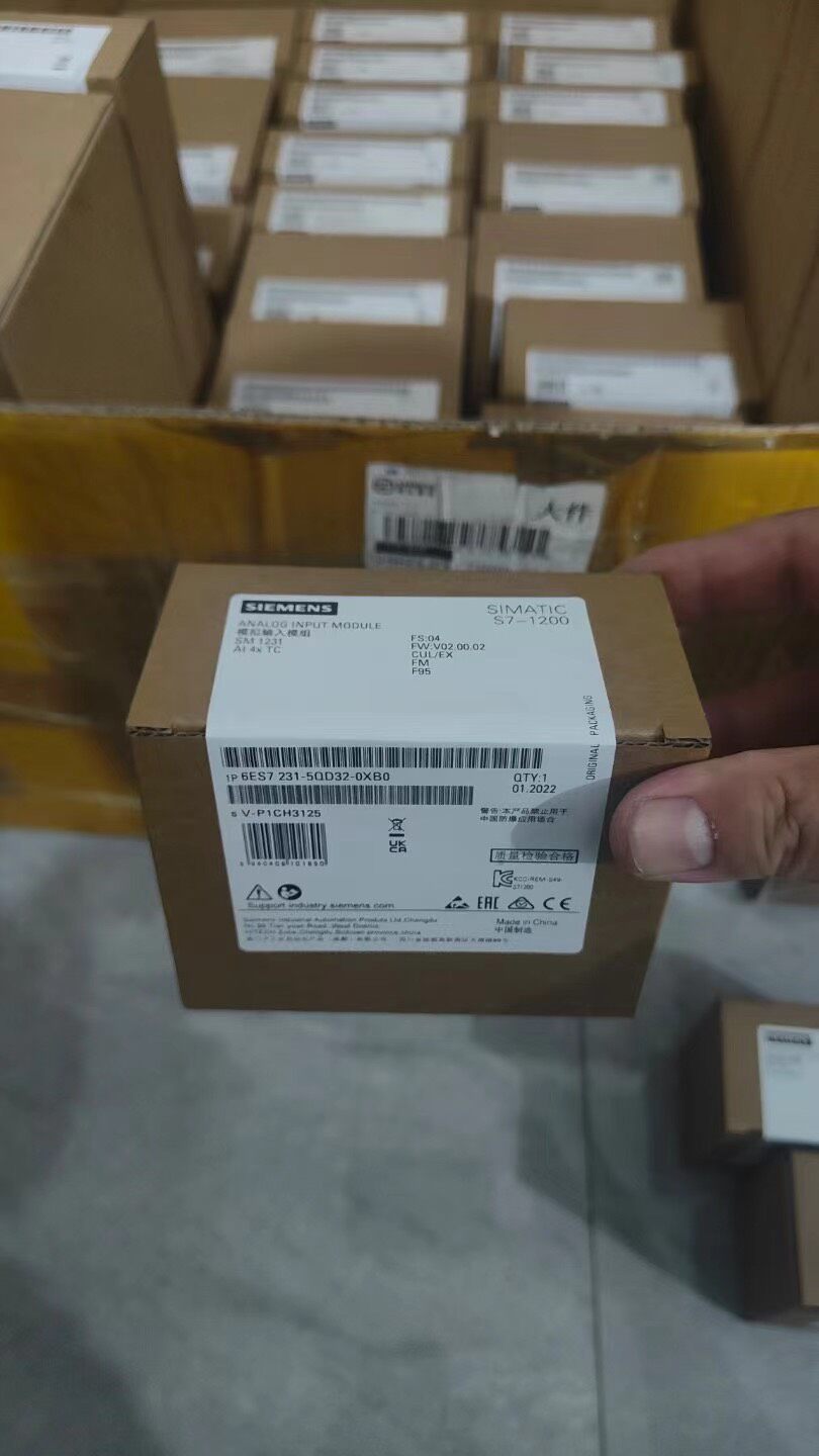 Siemens 6AG1231-5QD32-4XB0 Модуль S7-1200