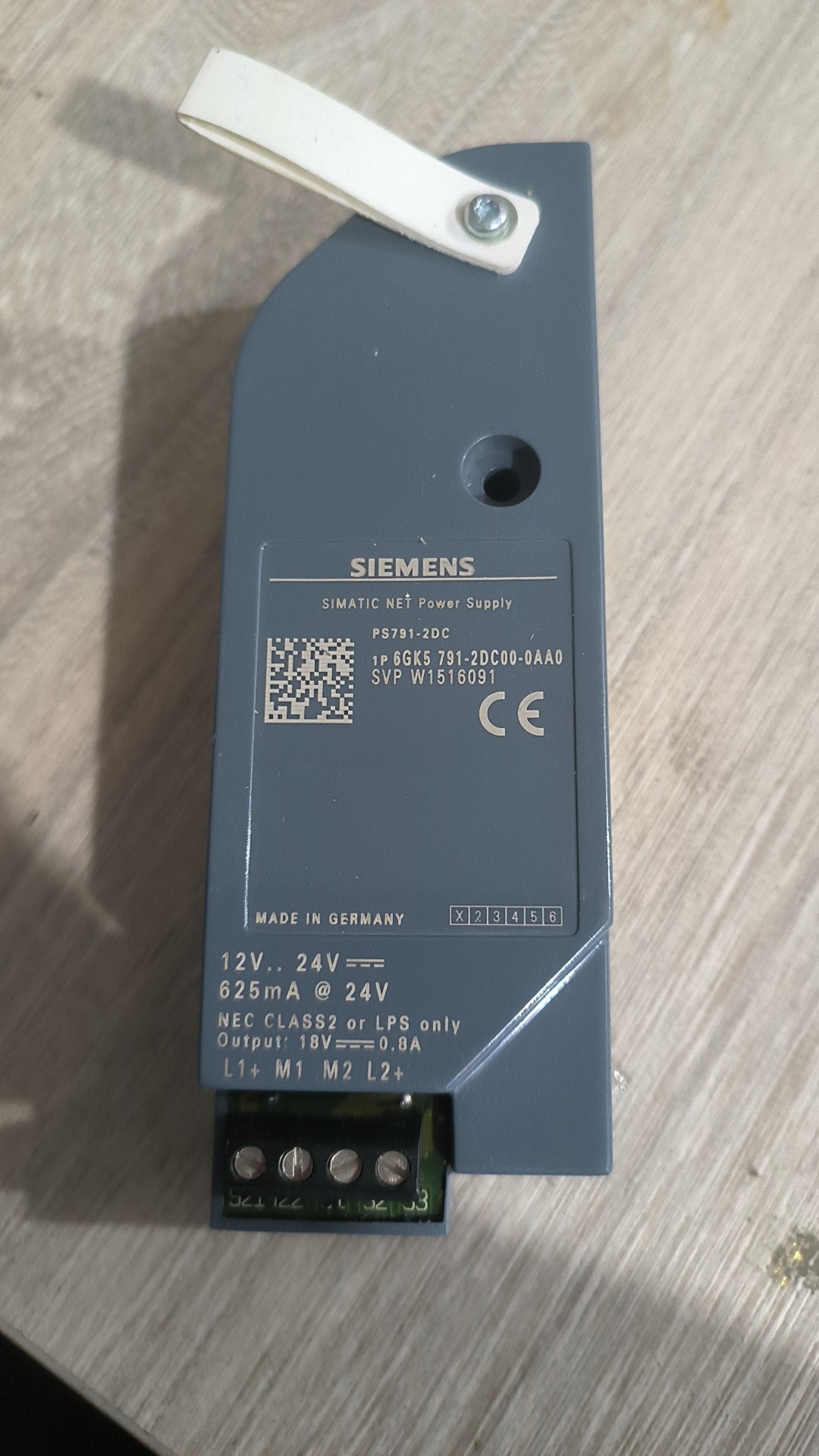 Siemens 6GK5791-2DC00-0AA0 Источник питания постоянного тока