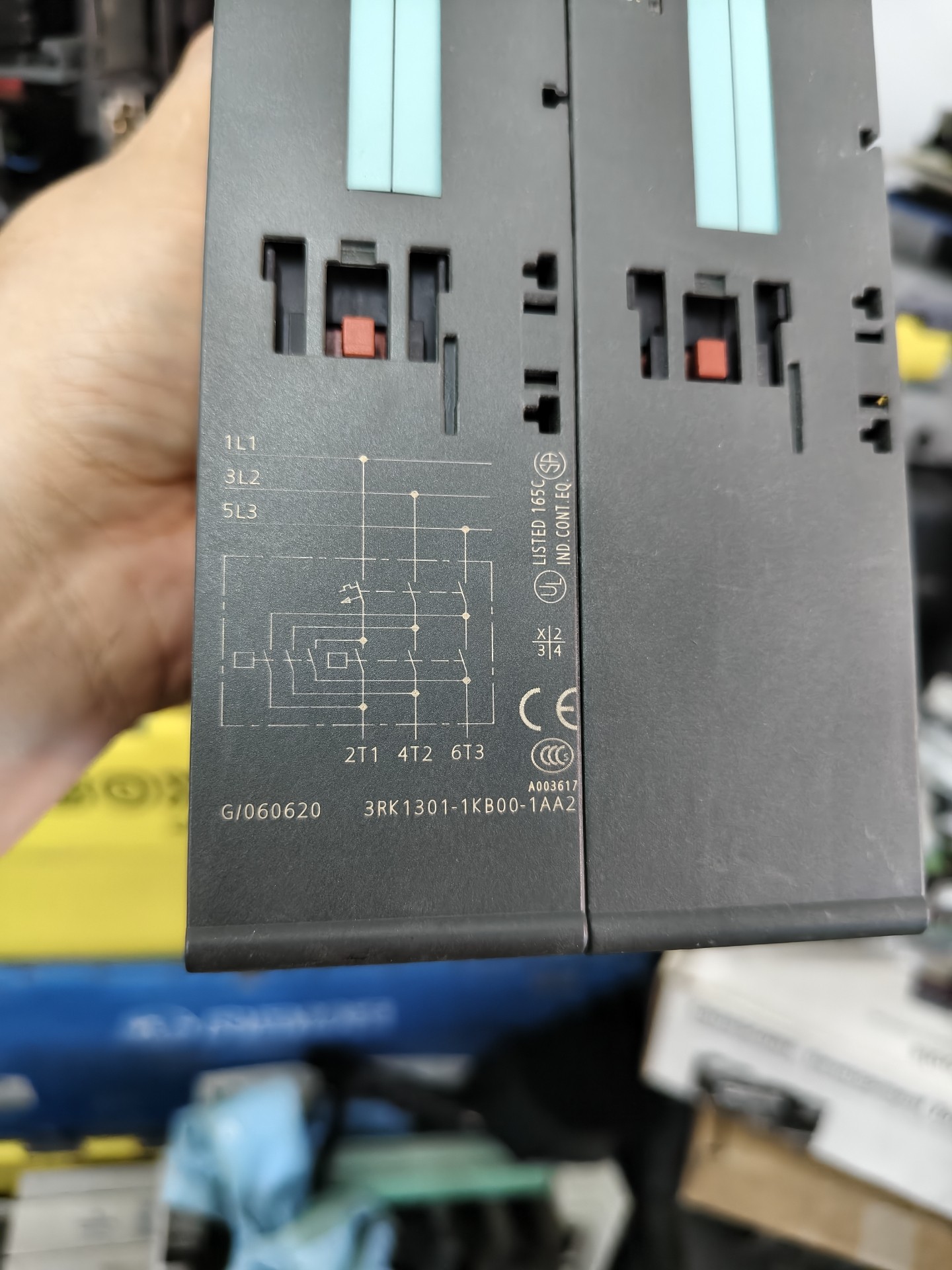 Siemens 3RK1301-1KB00-1AA2 Модуль ET-200 2